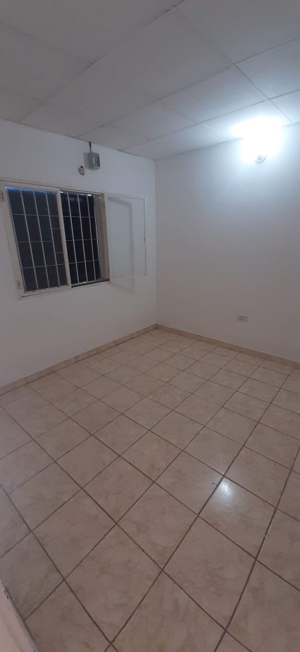 Casa c/Garaje Pasante Triple