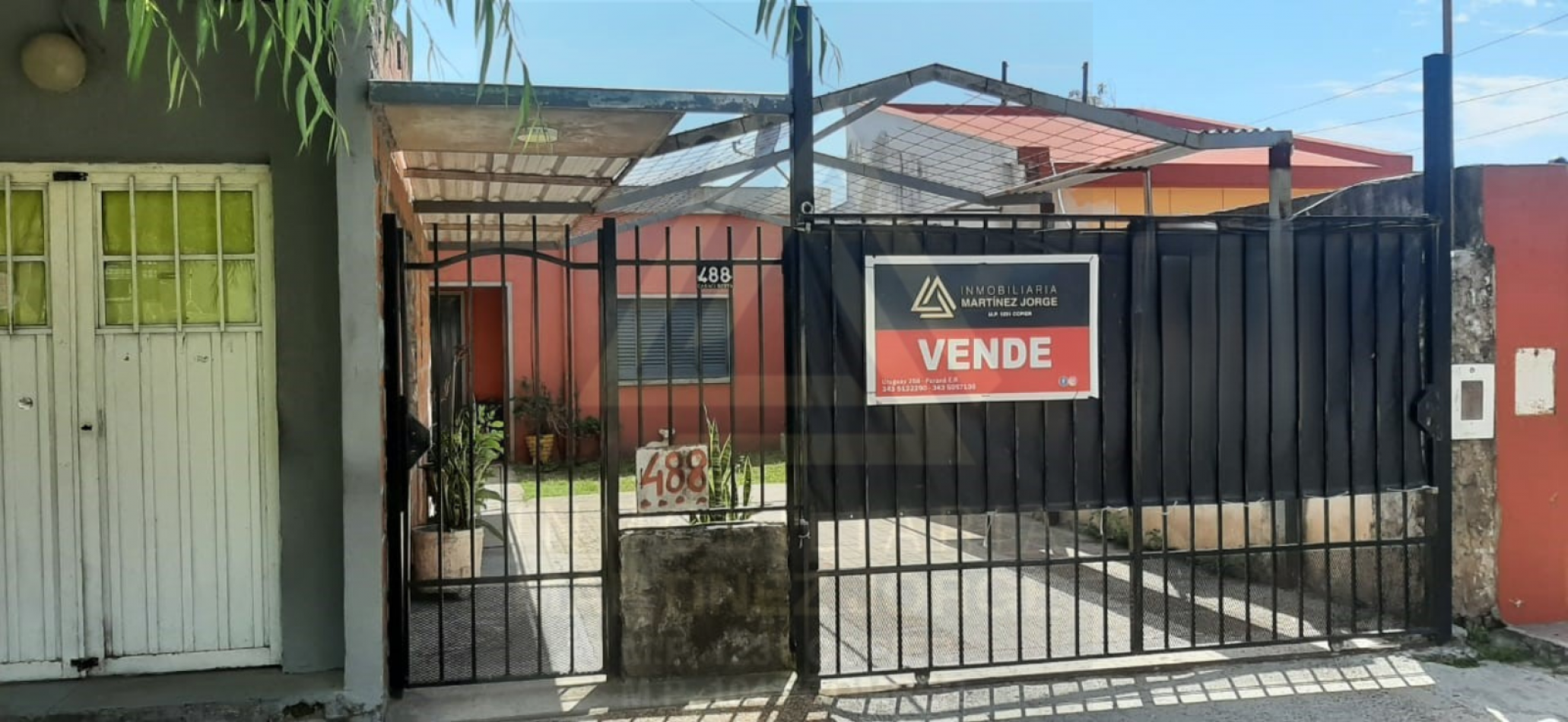 Casa con Local Independiente, Parana