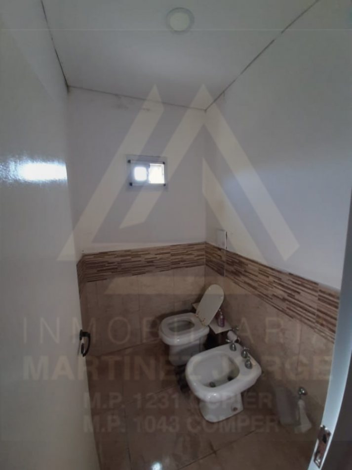 Gran Propiedad +Local (c/toilette)