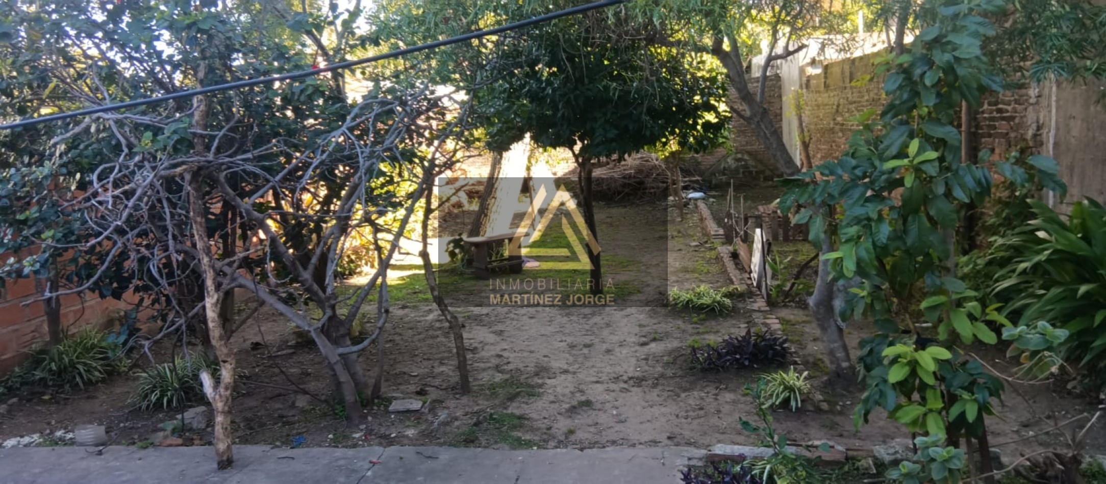 Vendo propiedad con buen terreno zona centro para desarrollo
