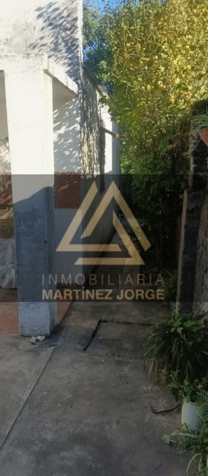 Vendo propiedad con buen terreno zona centro para desarrollo