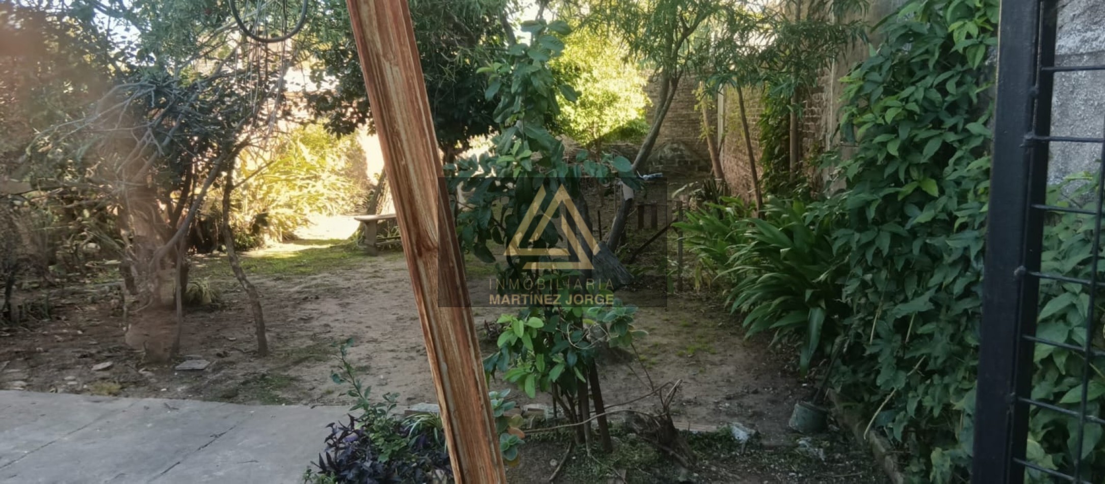 Vendo propiedad con buen terreno zona centro para desarrollo