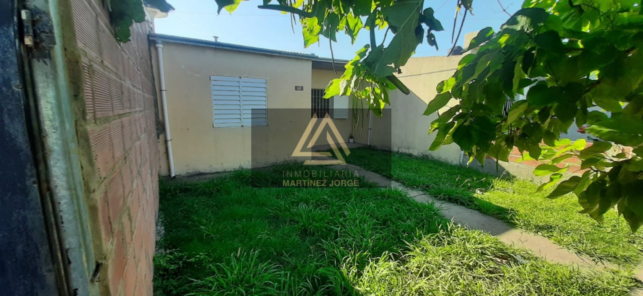 Casa c/Garaje Pasante Triple